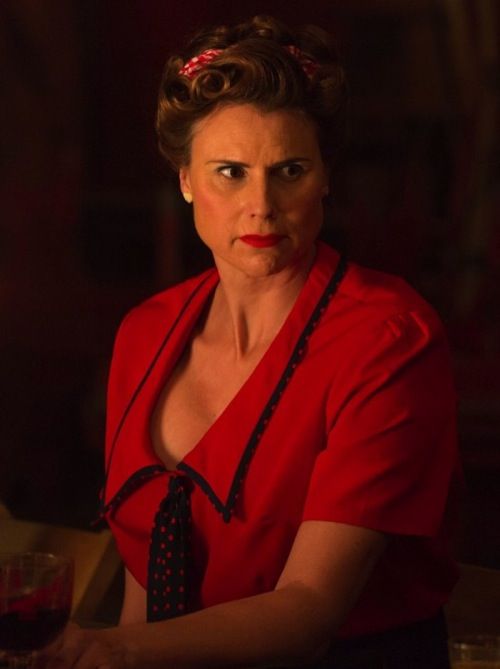 아메리칸 호러 스토리 요약 1/14/15: 시즌 4 에피소드 12