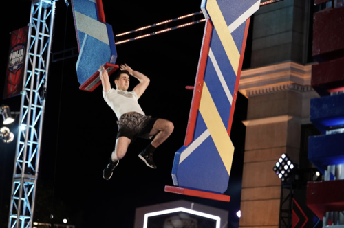 Bản tóm tắt của American Ninja Warrior 19/07/21: Phần 13, Tập 6