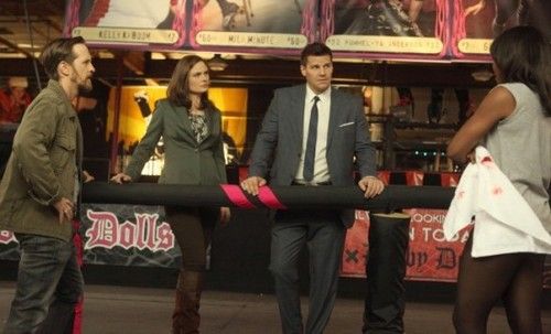 Bones RECAP 02/04/13: עונה 8 פרק 14 הבובה בדרבי