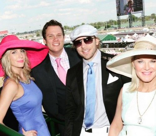 Chris Soules, Whitney Bischoff เลิกกัน: ผู้ผลิตปริญญาตรี Bully Whitney เพื่อสานต่อความสัมพันธ์ปลอม ติดตาม Charade?