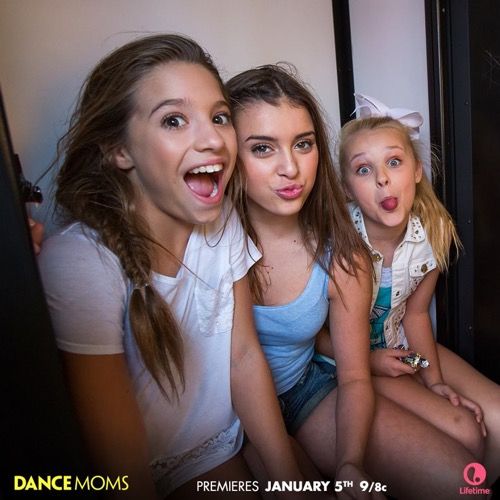 Bản tóm tắt của Dance Moms 1/5/16: Phần 6 Tập 1 Công chiếu