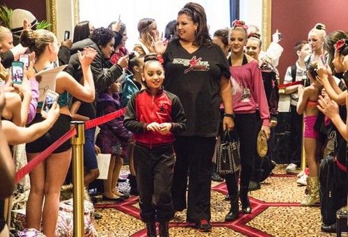 Dance Moms RECAP 1/28/14: Sezonul 4 Episodul 5 Nimeni nu este în siguranță