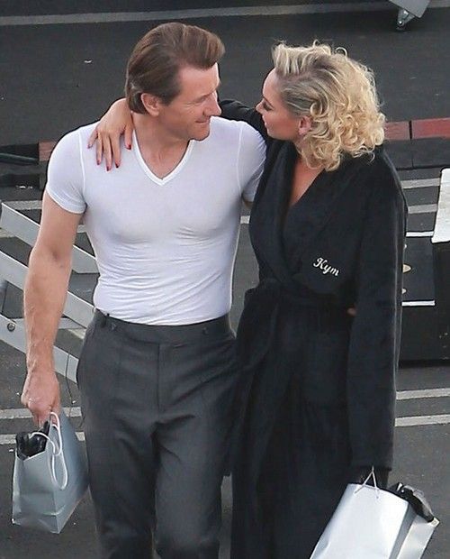 Robertas Herjavecas ir Kymas Johnsonas Pažintys: „Shark Tank Star“ išsiskyrusi žmona Diane Plese po DWTS ryšio?