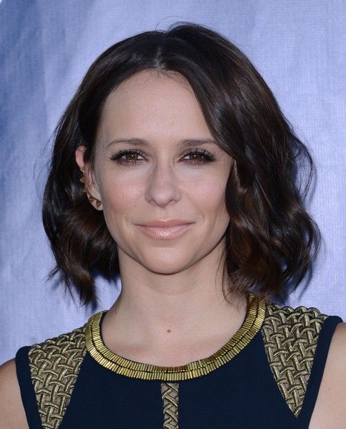 เจนนิเฟอร์ เลิฟ ฮิววิตต์ ถูกไล่ออกจากอาชญากรเพราะน้ำหนักตัว - ไม่สามารถลดไขมันเด็กได้ใช่ไหม (รูปถ่าย)