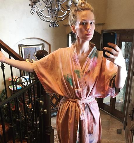 January Jones không cần đàn ông: Homewrecker Danh tiếng khiến nàng Pariah xuất hiện trong hồ bơi hẹn hò ở Hollywood?