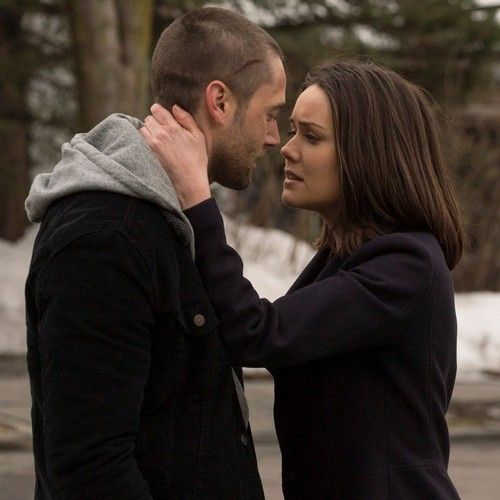 Spoilery série 4 čiernej listiny: Will Elizabeth Keen a Red si navzájom odpustia - Liz potrebuje Reddingtona, aby unikol Alexandrovi Kirkovi