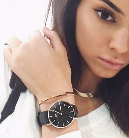 Kendall Jenner ทิ้งโดย Estee Lauder: Kardashian Brand In Trouble