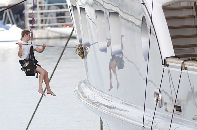 луксозни яхти персонал