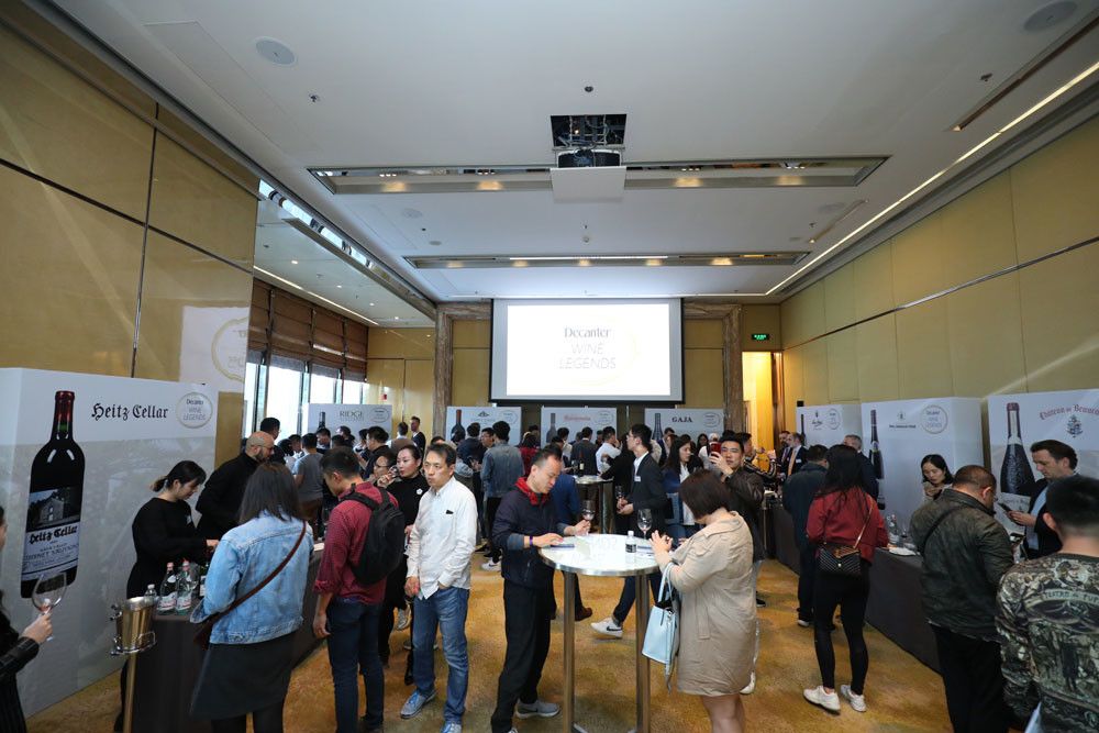 Vīna leģendu istaba