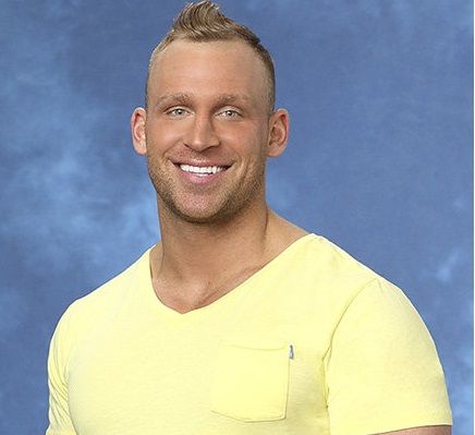 Bachelor In Paradise Spoiler: Cody Sattler je čez dekliško Andi Dorfman - Povezuje se z Michelle Money v Mehiki