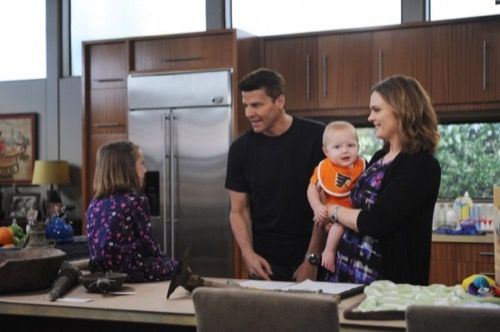 Bones Recap – Booth Unbound: Season 11 Episode 1 Premiere The Loyalty in the Lie