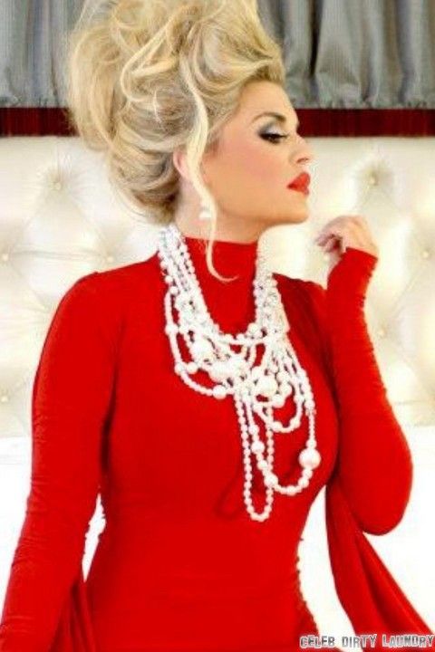 Ashlee Wilson-Hawn của Big Rich Atlanta trưng bày