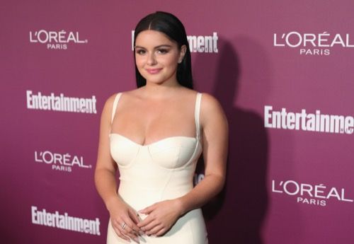 এরিয়েল উইন্টার তার মা ক্রিস্টাল কর্মীর সাথে যুদ্ধে: নিন্দিত মা-কন্যা জোড়া একে অপরকে আক্রমণ করে