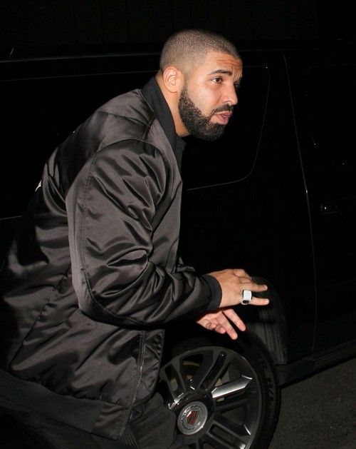 Drake ja Serena Williams lagunesid: räppar tabas petmist koos Ravie Losoga, Instagrami mudeliga