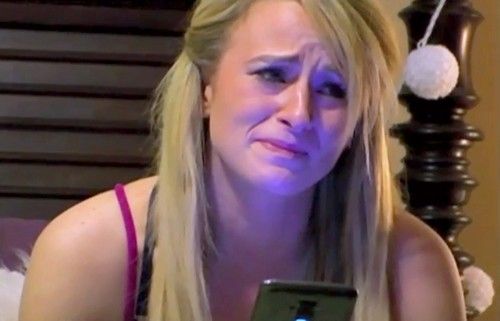 Leah Messer elveszíti Ali ikrek és Aleeah felügyeletét az anyaggal való visszaélés miatt: Vajon a Teen Mom 2 lánya Addie is megy?