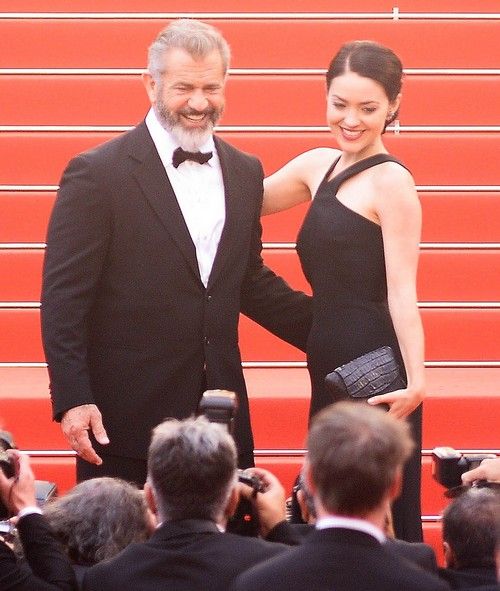Rosalind Ross trudna: Mel Gibson Baby News-deveto dijete na putu sa 26-godišnjom djevojkom
