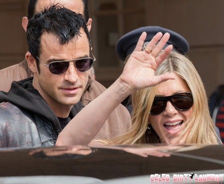 Jennifer Aniston Orders Fiance Justin Theroux: Kumuha ng Isang Ilong na Trabaho!