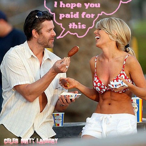 แม่บ้านที่แท้จริงของ Gretchen Rossi จาก Orange County ขอแต่งงานจากแฟน Deadbeat Slade Smiley