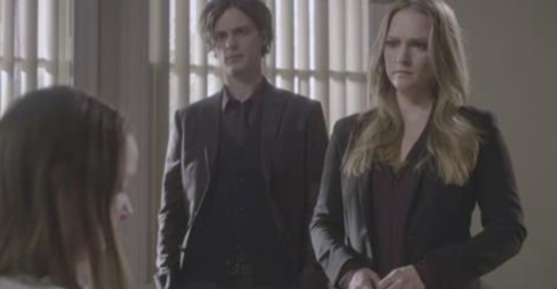 Con tin tội phạm tóm tắt lại con tin: Phần 11, Tập 14