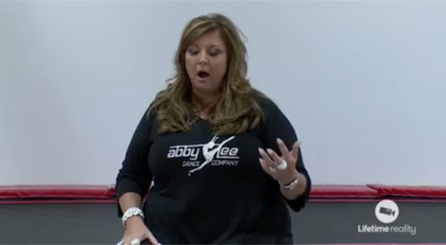 Resumen de Dance Moms 1/11/16: Temporada 6 Episodio 30 Flota como una mariposa, pica como Ab-bee