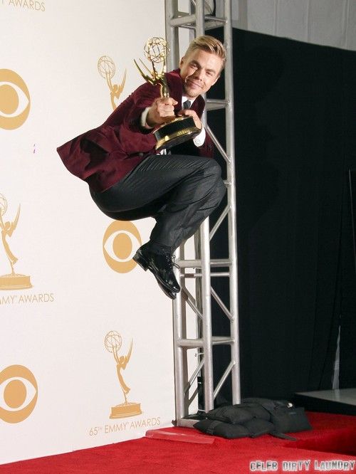 Ian Somerhalder, Nina Dobrev ve Derek Hough Flört Haberleri Üzerine Üzüldü: Nina'yı Aldattığına Pişman Oldu