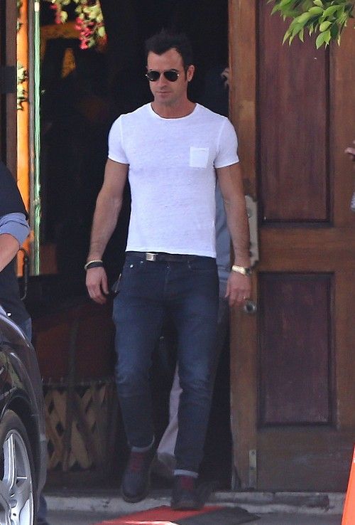 Justin Theroux abandona a Jennifer Ansiton para la fiesta posterior de los Emmy 2014: ¿una gran ruptura en el ring?