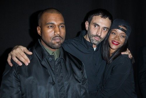 Ο Kanye West απορρίπτει την Kim Kardashian για τον Riccardo Tisci - Μετακόμιση στο Παρίσι για να συνεχίσει το Bromance