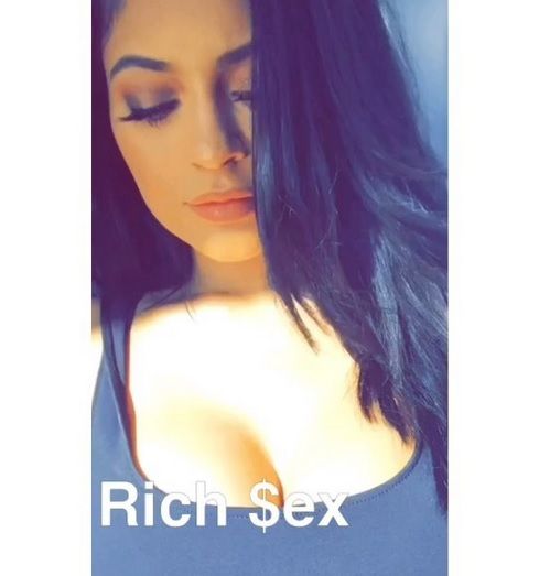 Kylie Jenner Nahé fotky a vydání pásku po nadcházejících 18. narozeninách?