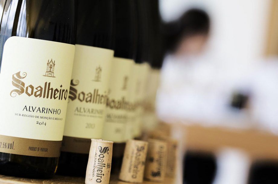 Vertikalno zeleno vino: ostarjeli Alvarinhos iz Quinta de Soalheiro...