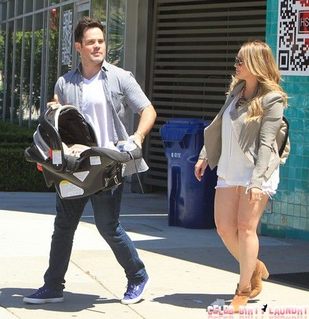 Hilary Duff riebios kovos lemia svorio metimą (nuotrauka)