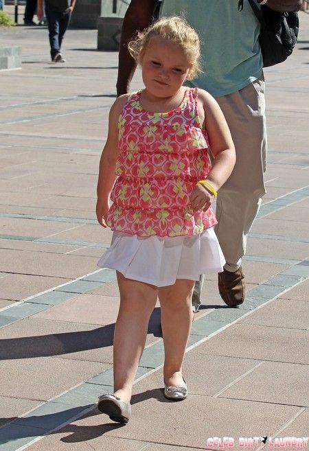 Honey Boo Boo Αναγκάστηκε να παχύνει από τη μαμά Boo Boo για να κρατήσει το ριάλιτι