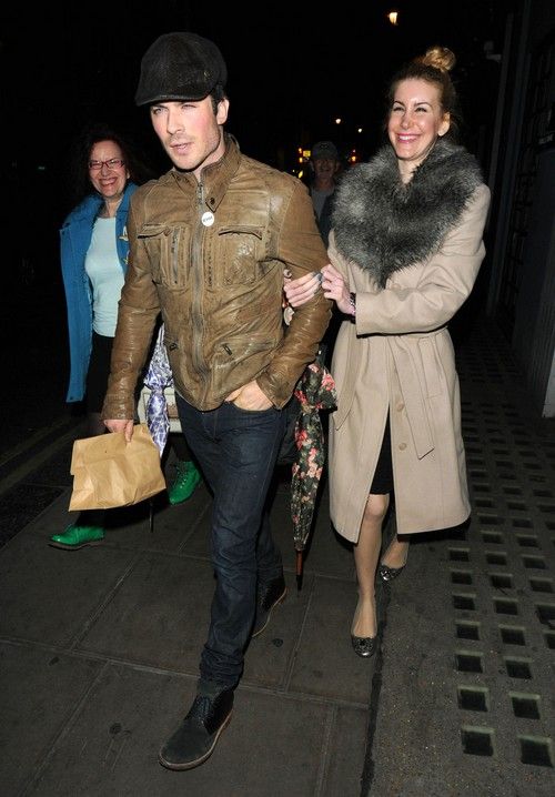 ఇయాన్ సోమర్హాల్డర్ ది వాంపైర్ డైరీస్ మరియు నినా డోబ్రేవ్ను విడిచిపెట్టాడు - కొత్త సినిమా పాత్రను ప్రారంభించాడు, ఫిల్మ్ కెరీర్ ప్రారంభిస్తున్నాడు!