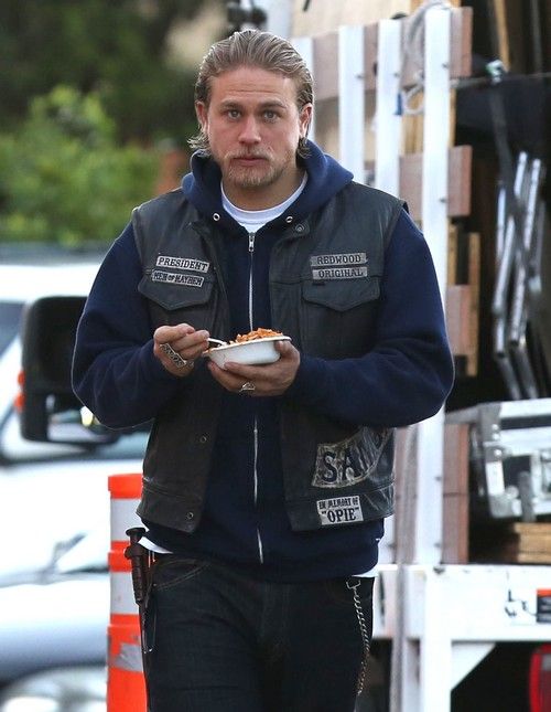 Sons Of Anarchy 제작자 Kurt Sutter, SOA 스핀오프 쇼 논의