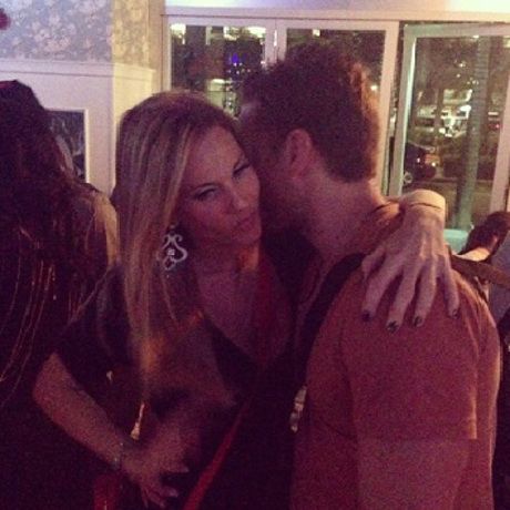 The Bachelor 2014: Eliminerad tävlande Elise Mosca säger att Nikki Ferrell spelar Juan Pablo