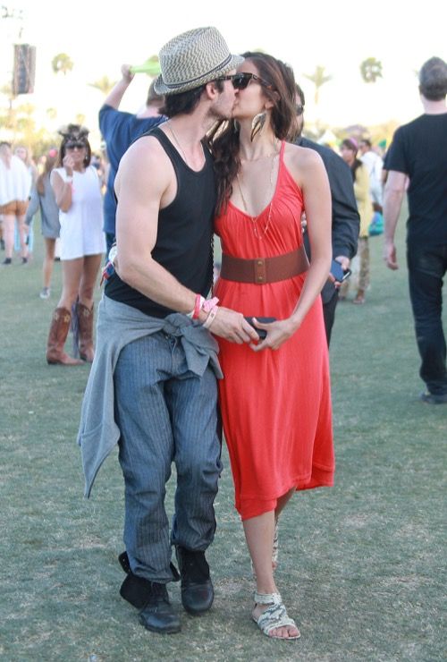 Nina Dobrev Kembali Ke The Vampire Diaries Musim 8: Bolehkah Damon dan Elena Love Fest Ian Somerhalder menyelamatkan TVD Dari Pembatalan?