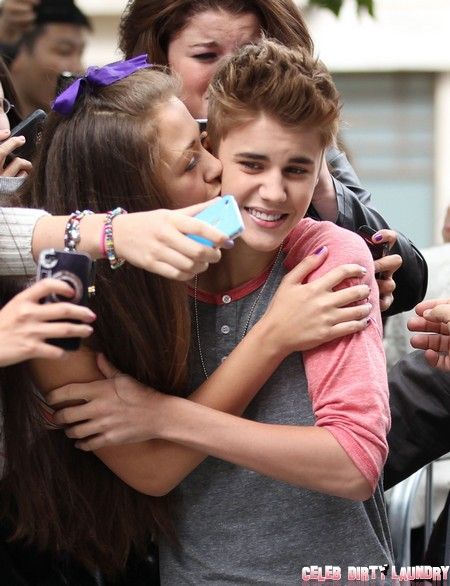 Justin Bieber Kissing Fans - End Of Selena Gomez?