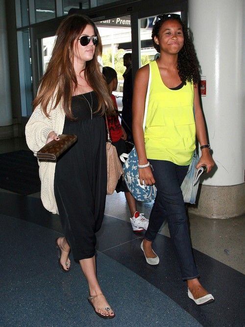 Destiny Odom: Lamar Odom의 딸은 자학 문제를 줄이기 위해 Khloe Kardashian의 도움을 받습니다.