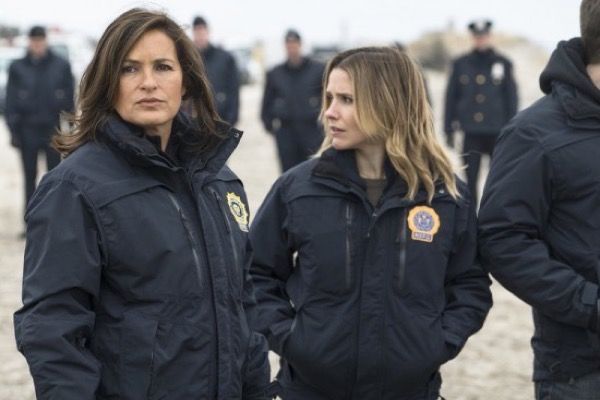Law & Order SVU Recap 4/29/15: Season 16 ตอนที่ 20 Daydream Believer