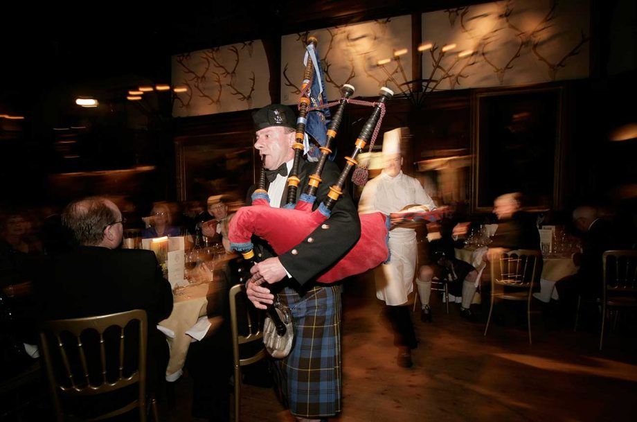 ليلة الحروق: خمور تتناسب مع الهاجيس...