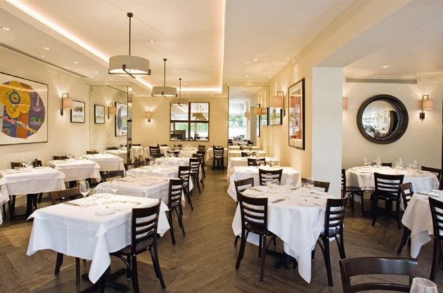 Chez Bruce London r nDugogodišnji klišej u00e9 je bio da ste ocjenjivali kineske ili indijske restorane prema količini Kineza ili Indijanaca koji su u njima jeli, a koji su zanemarivali brojne m...