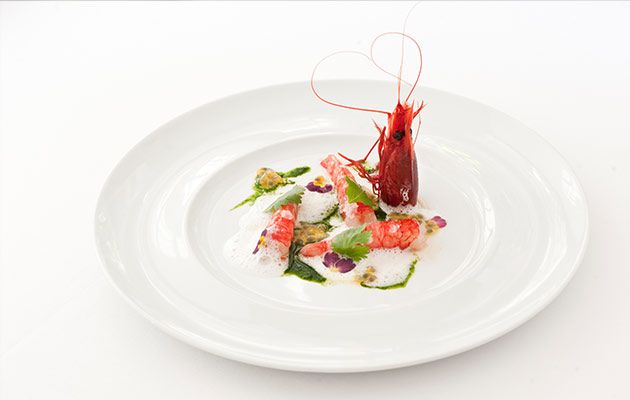 Krevetid kookospähkli, koriandri ja kannatusviljadega