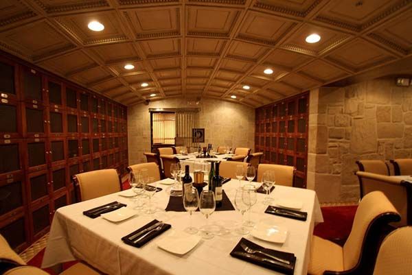 فلوریڈا ، اورلینڈو ، پارک ایونیو پر شراب کا کمرہ...