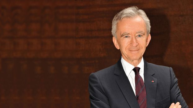 Bernard Arnault je še vedno najbogatejši lastnik vina v Franciji...