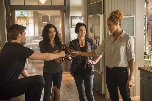Witches of East End Recap 17/8/14: Sæson 2, afsnit 6 Når en Mandragora elsker en kvinde