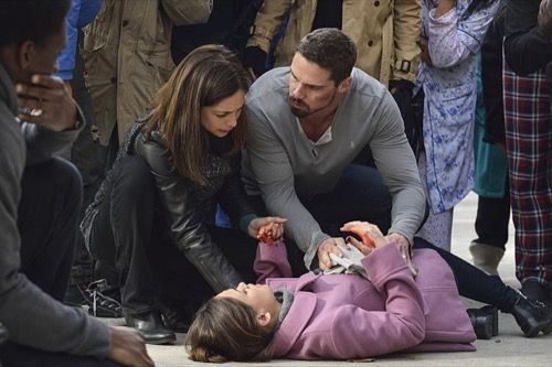 Resumen final de la serie La Bella y la Bestia 15/09/16: Temporada 4 Episodio 13 Au Revoir