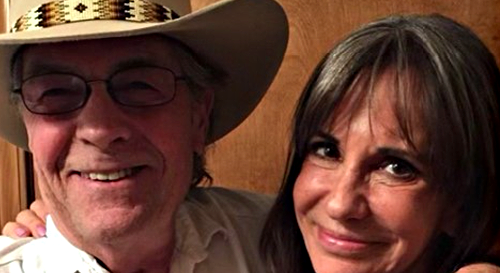 젊고 불안한 스포일러: Jess Walton의 가슴 아픈 상실 - 남편 John James의 죽음을 슬퍼함