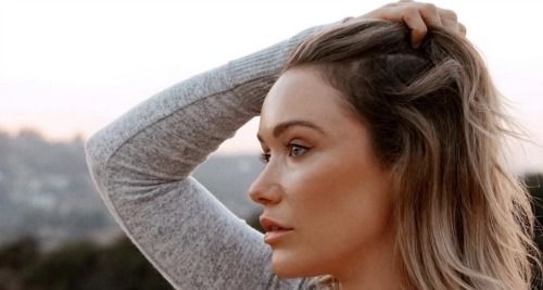 Rohkea ja kauniit spoilerit: Flo: n riskialtis raskaus, munuaiskomplikaatiot vetävät Katien ja Billin vuoden 2021 vauvan draamaan?