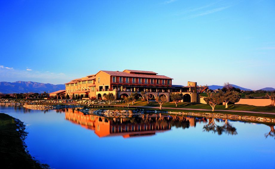 デカンター旅行ガイド：エンポルダ、カタルーニャ...