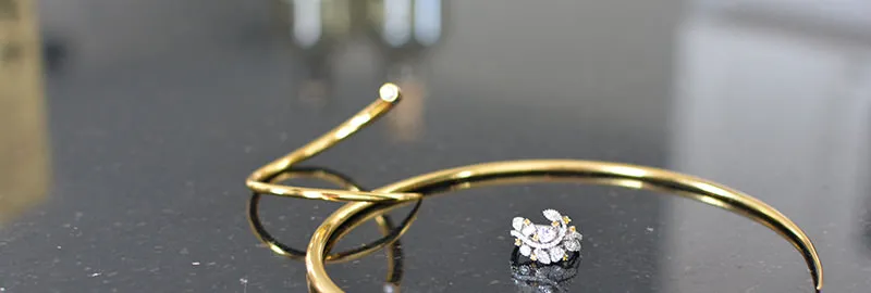 Stil de bar: o după-amiază cu antreprenorul din whisky Allison Patel