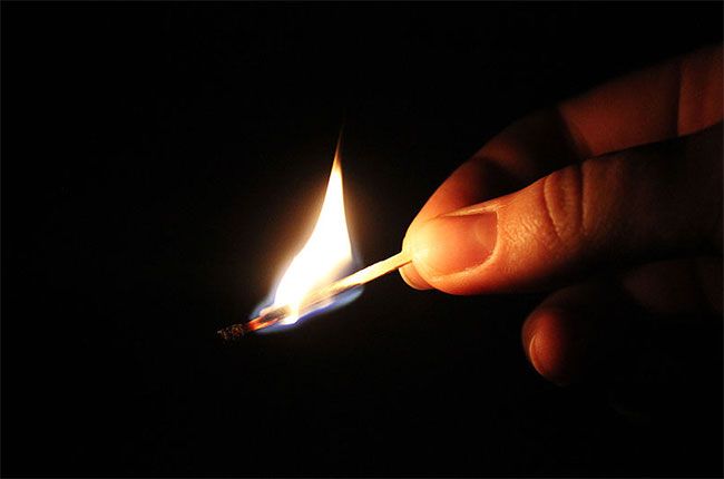 Vůně bílé burgundské a hořící zápalky není „chyba“ - zeptejte se Decanter...